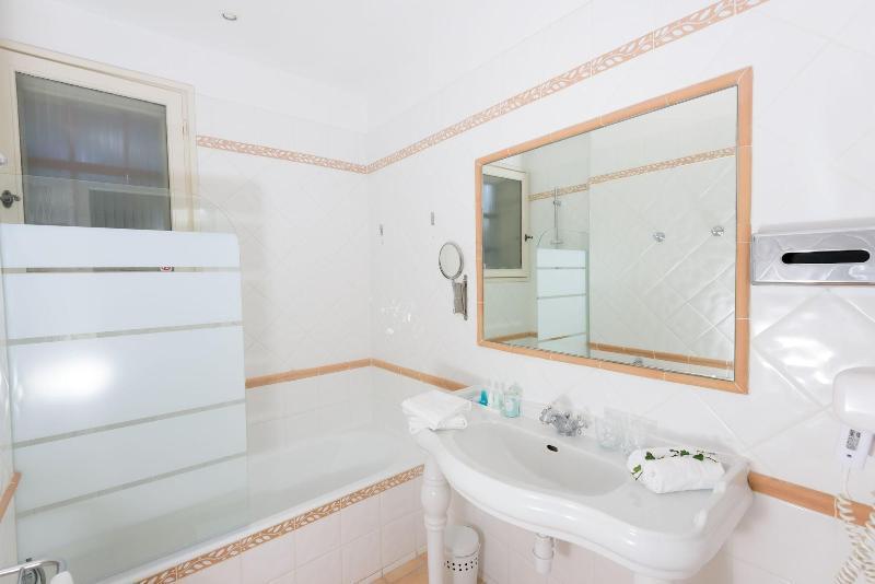 Hotel Belesso Fontvieille Extérieur photo